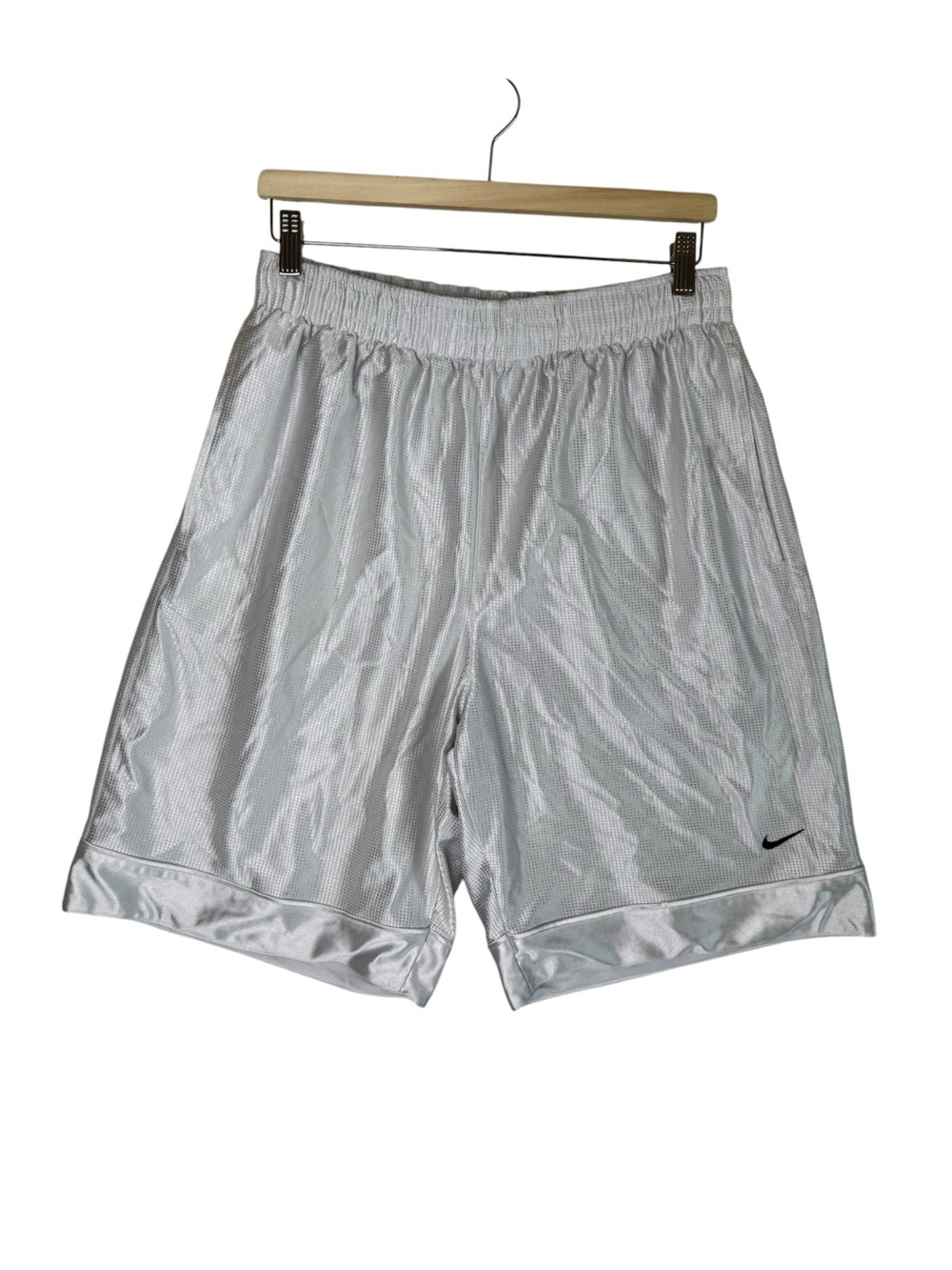 Y2K Nike Dazzle Shiny Baggy Basketball Shorts White Silver Men's Size Medium